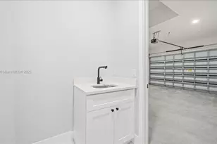 932 Maddock St, Lehigh Acres, FL 33974 - Photo 24