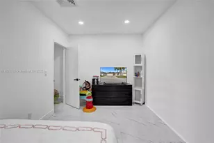 4955 SW 33rd Ave, Hollywood, FL 33312 - Photo 28