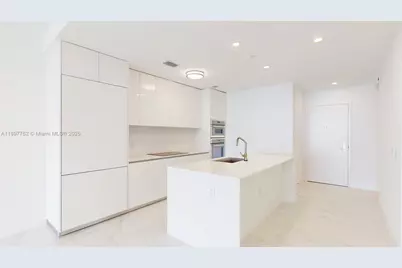 700 NE 24th St #5106, Miami, FL 33137 - Photo 4