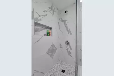 1510 Normandy Dr, Miami Beach, FL 33141 - Photo 38