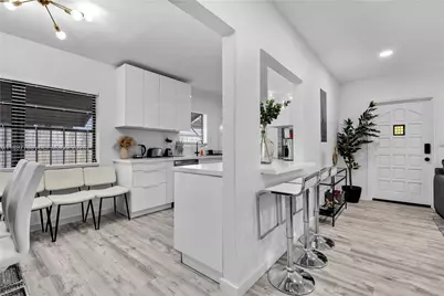 1510 Normandy Dr, Miami Beach, FL 33141 - Photo 10