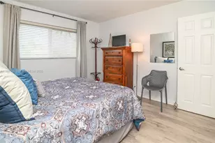 581 Blue Heron Dr, Hallandale Beach, FL 33009 - Photo 28