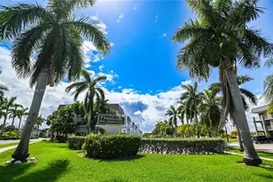 581 Blue Heron Dr, Hallandale Beach, FL 33009 - Photo 70