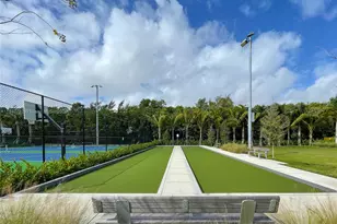 581 Blue Heron Dr, Hallandale Beach, FL 33009 - Photo 76