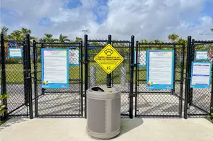 581 Blue Heron Dr, Hallandale Beach, FL 33009 - Photo 82