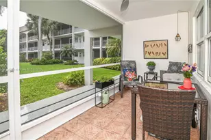 581 Blue Heron Dr, Hallandale Beach, FL 33009 - Photo 6