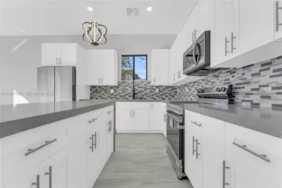 5270 Plunkett St, Hollywood, FL 33021 - Photo 8