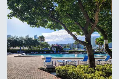 2500 Parkview Dr #1111, Hallandale Beach, FL 33009 - Photo 14