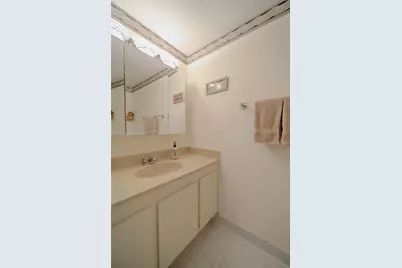 2500 Parkview Dr #1111, Hallandale Beach, FL 33009 - Photo 10