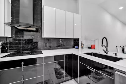 5515 Biscayne Dr, Greenacres, FL 33463 - Photo 12