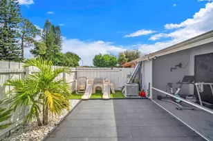 5515 Biscayne Dr, Greenacres, FL 33463 - Photo 32