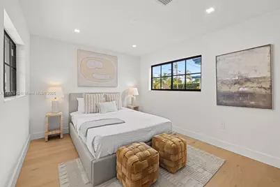 8858 Garland Ave, Surfside, FL 33154 - Photo 20