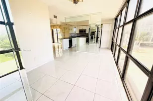 6423 Collins Ave, Miami Beach, FL 33141 - Photo 10