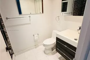 6423 Collins Ave, Miami Beach, FL 33141 - Photo 12