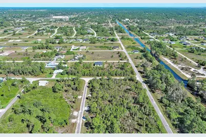 839 Kaley Ave S, Lehigh Acres, FL 33974 - Photo 20