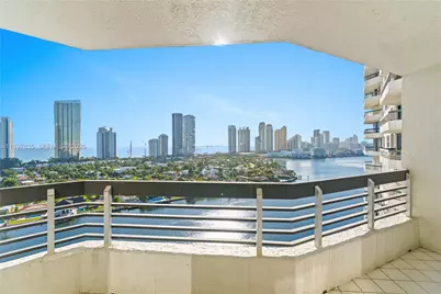 19101 NE 36th Ct #2109, Aventura, FL 33180 - Photo 4