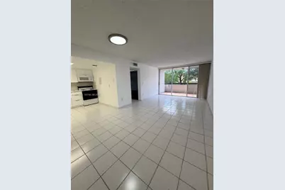 802 NW 87th Ave #217, Miami, FL 33172 - Photo 2