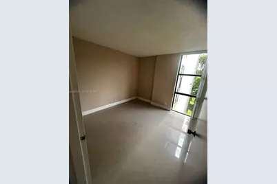 17021 N Bay Rd #405, Sunny Isles Beach, FL 33160 - Photo 10