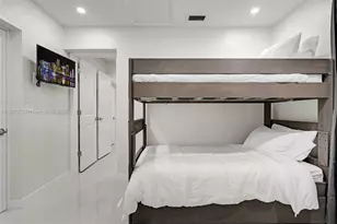 1075 NE 12th Ave, Homestead, FL 33030 - Photo 24