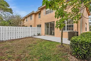 9125 NW 40th St, Sunrise, FL 33351 - Photo 24