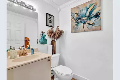 9125 NW 40th St, Sunrise, FL 33351 - Photo 6