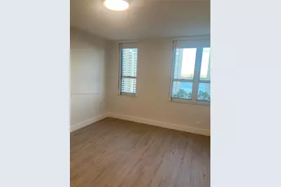 701 Brickell Key Blvd #2010, Miami, FL 33131 - Photo 24