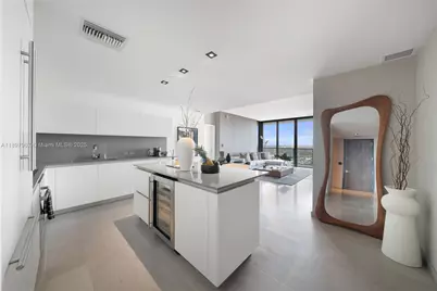 88 SW 7th St #3910, Miami, FL 33130 - Photo 6