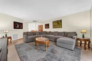 4270 NW 40th St, Lauderdale Lakes, FL 33319 - Photo 10