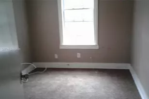 2748 Broadway, Jacksonville, FL 32254 - Photo 2