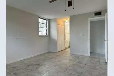 3100 N Pine Island Rd #310, Sunrise, FL 33351 - Photo 6