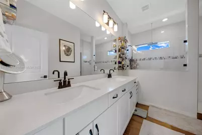 2454 Primrose Pl, Oakland Park, FL 33309 - Photo 26