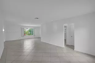8851 Byron Ave, Surfside, FL 33154 - Photo 12