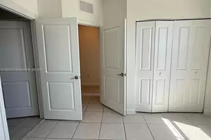 2739 SE 17th St, Homestead, FL 33035 - Photo 12