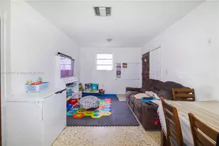 333 SW 30th Ave, Miami, FL 33135 - Photo 16