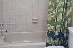 5249 NW 7th St, Miami, FL 33126 - Photo 16