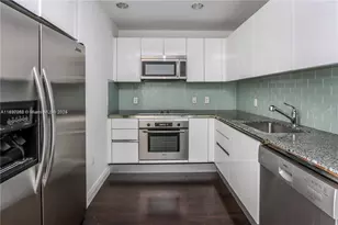 1050 Brickell Ave, Miami, FL 33131 - Photo 8