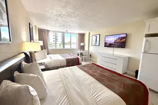 19201 Collins Ave, Sunny Isles Beach, FL 33160 - Photo 16