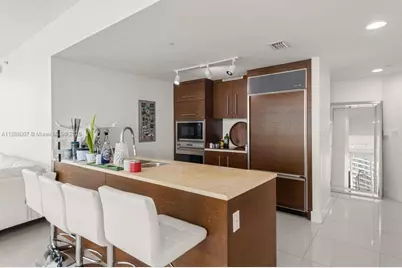 465 Brickell Ave #1602, Miami, FL 33131 - Photo 8