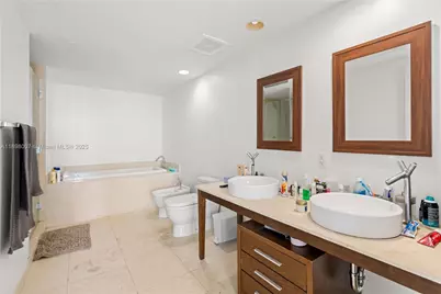 465 Brickell Ave #1602, Miami, FL 33131 - Photo 12
