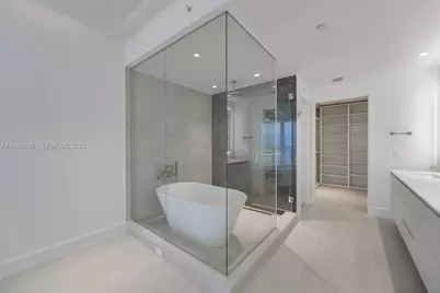 700 NE 24th St #5107, Miami, FL 33137 - Photo 26