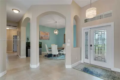 4670 SW Stephanie Ln SW, Vero Beach, FL 32968 - Photo 16