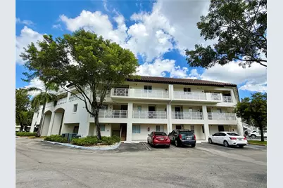 8851 NW 112th Ave #215, Doral, FL 33178 - Photo 4