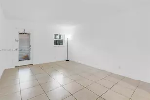 8002 Lagos De Campo Blvd, Tamarac, FL 33321 - Photo 8