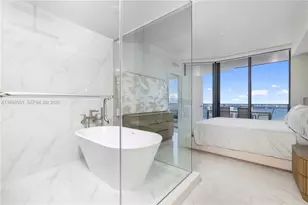 700 NE 24th St, Miami, FL 33137 - Photo 18