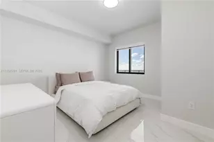 700 NE 24th St, Miami, FL 33137 - Photo 26