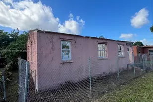 2122 Dewey St, Hollywood, FL 33020 - Photo 2