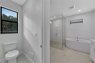 2722 NW 87th Ter, Cooper City, FL 33024 - Photo 20