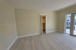 834 Raymond St, Miami Beach, FL 33141 - Photo 16