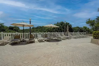 1121 Crandon Blvd #E504, Key Biscayne, FL 33149 - Photo 30