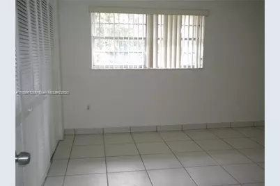 260 NW 107th Ave #207, Miami, FL 33172 - Photo 2
